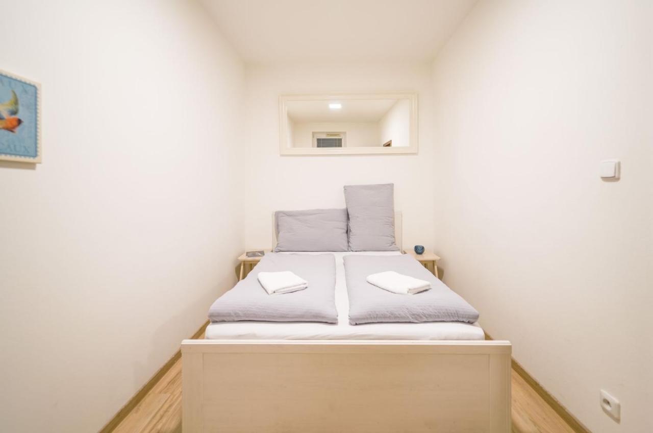 Vesna Convenient Apartment Bratislava Extérieur photo